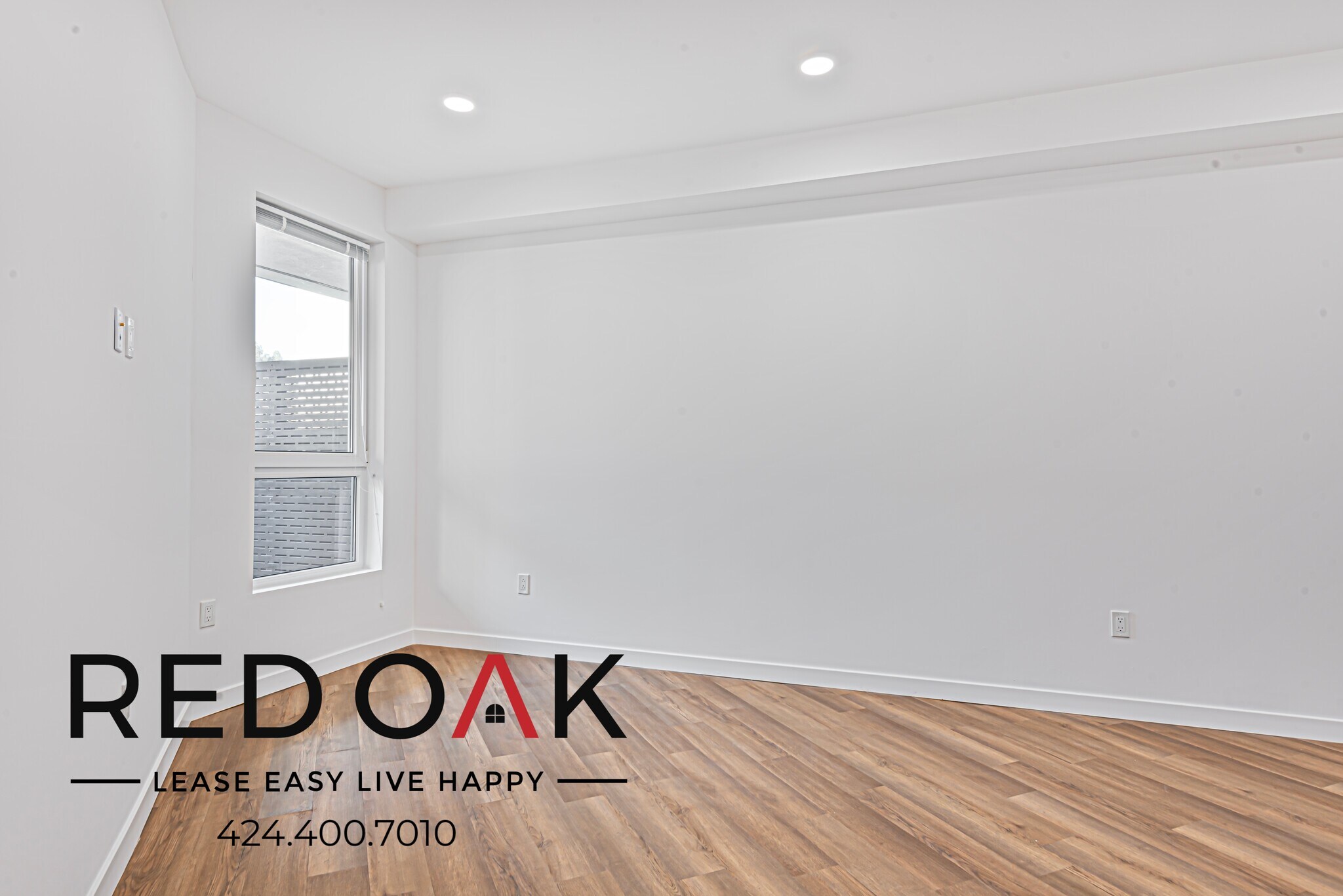 Building Photo - 1860 N Western Ave