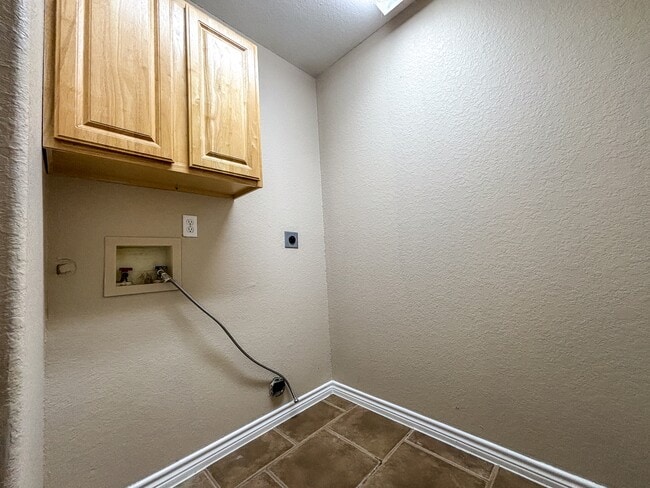 Building Photo - 3028 Douglas Fir Dr