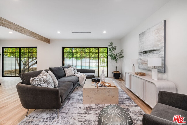 Building Photo - 16517 Hartsook St