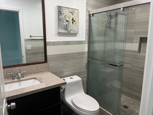 Building Photo - Home with a Cabin Style Family room and backyard Oasis