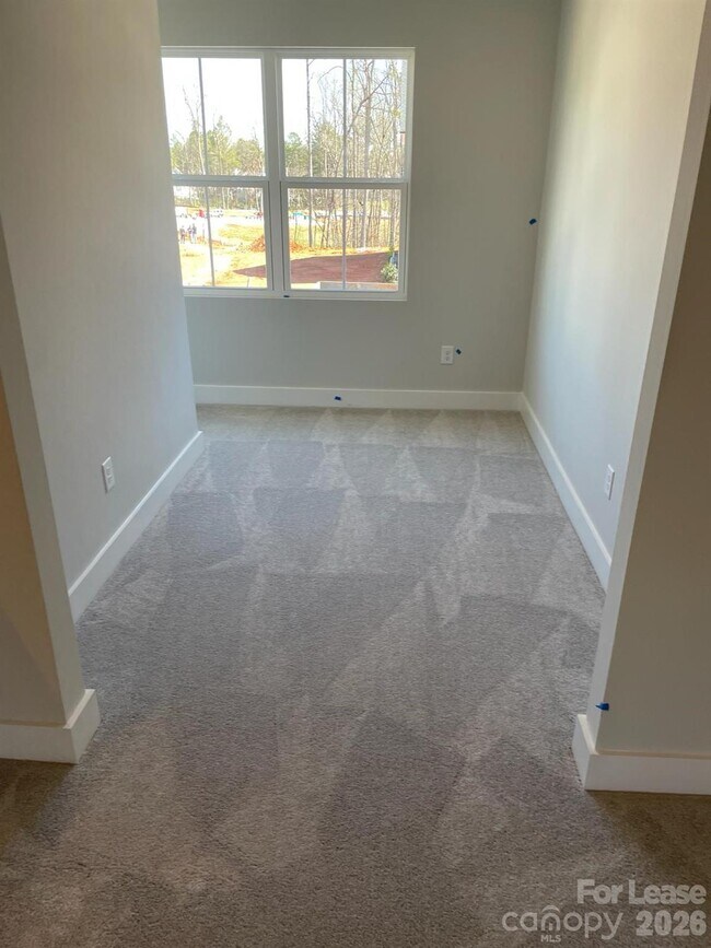 Building Photo - 9547 Munsing Dr