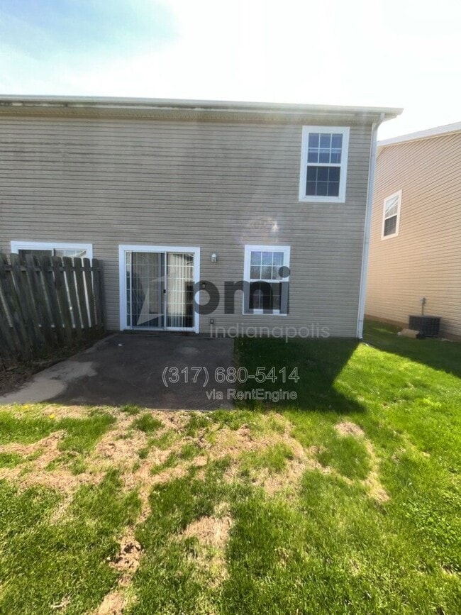 Building Photo - 2871 S Walnut Street Pike