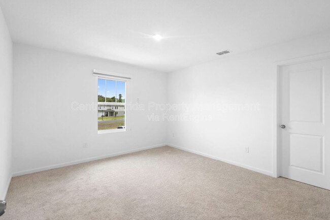 Building Photo - 13053 Pergola Ave