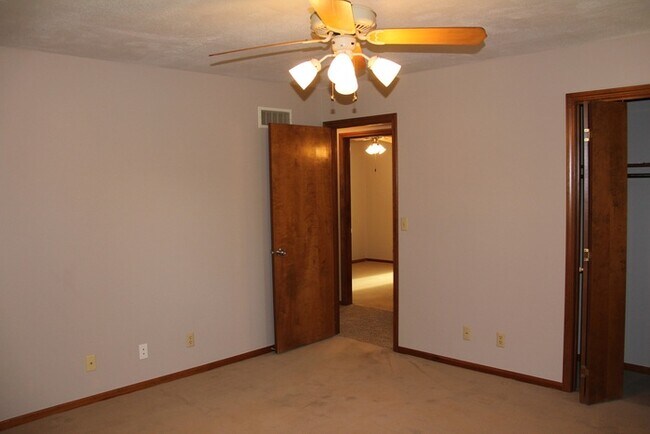 Building Photo - Beautiful Home in Platte City!
