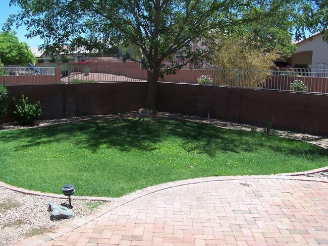 Building Photo - 16645 N 19th St