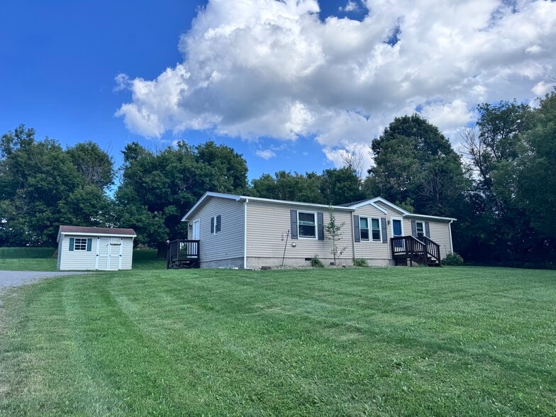 Building Photo - 2475 Freshour Rd