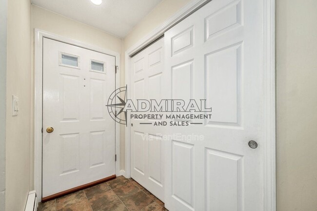 Building Photo - 65 Woodland Green