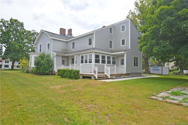 Primary Photo - 405 Maple Ave