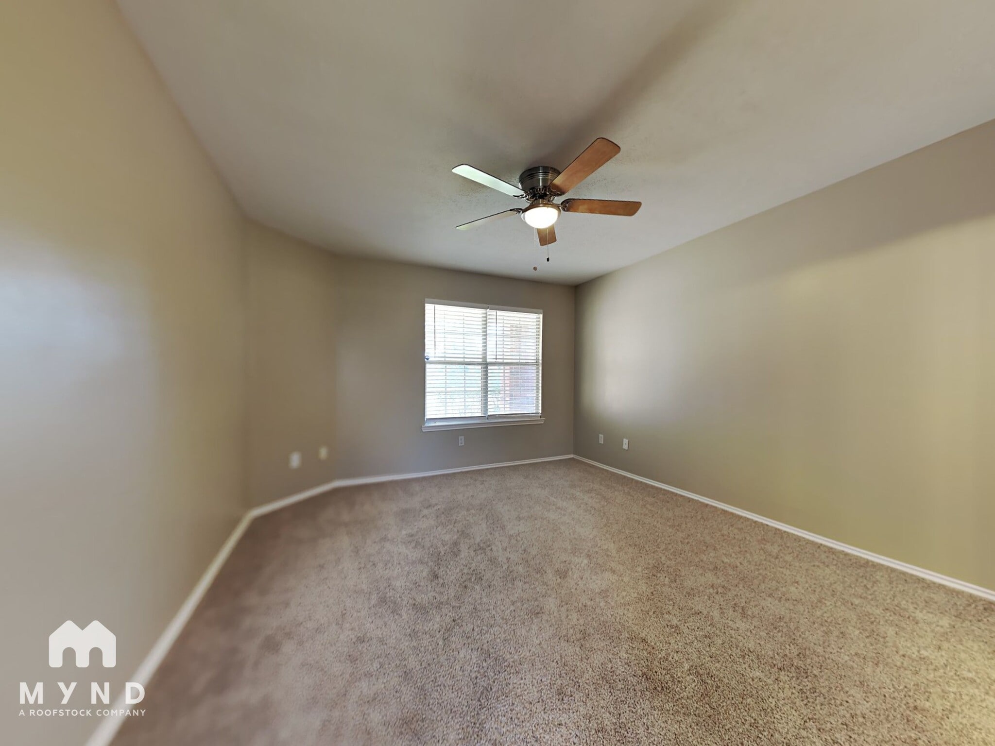 Building Photo - 9027 Farm Ridge Ln