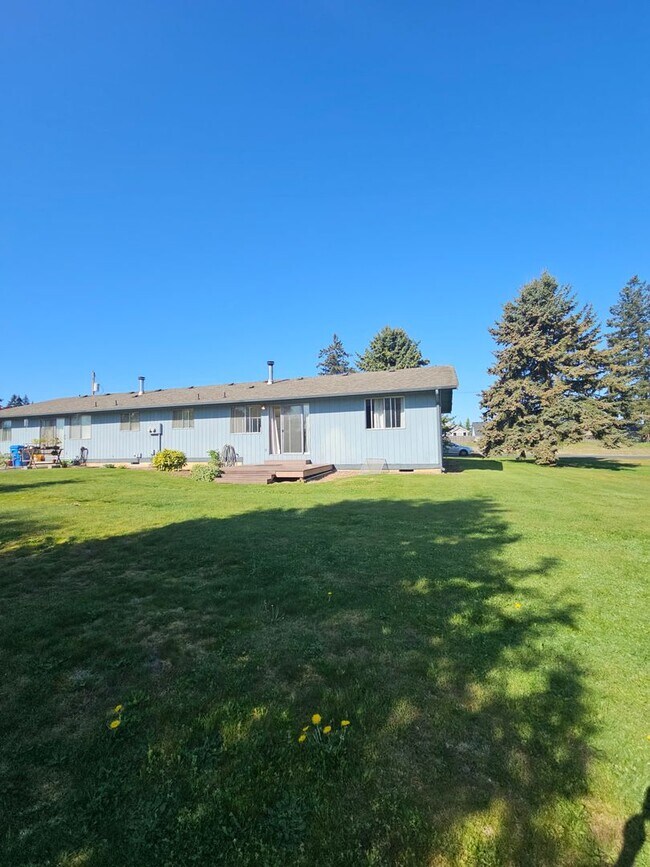 Building Photo - 2bed/1bath Edgewood Duplex*****COMING SOON***