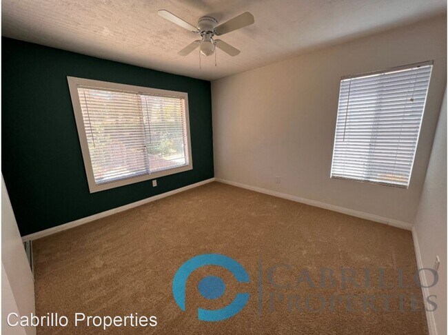 Building Photo - 3 br, 2.5 bath House - 1268 Rachel Circle