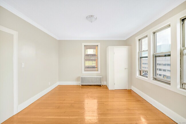 Building Photo - 35-39 Sumner St