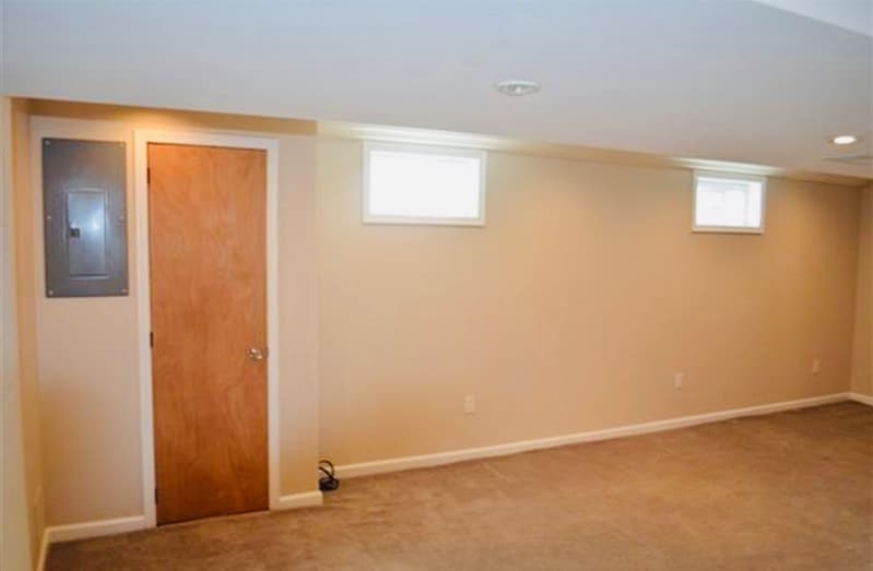 Building Photo - 5703 18th Ave