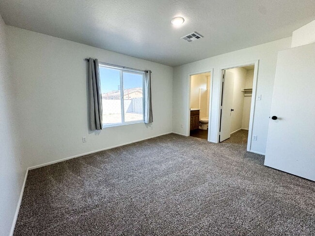 Building Photo - NEWLY BUILT 3-Bed, 2-Bath Home in Yuma!"