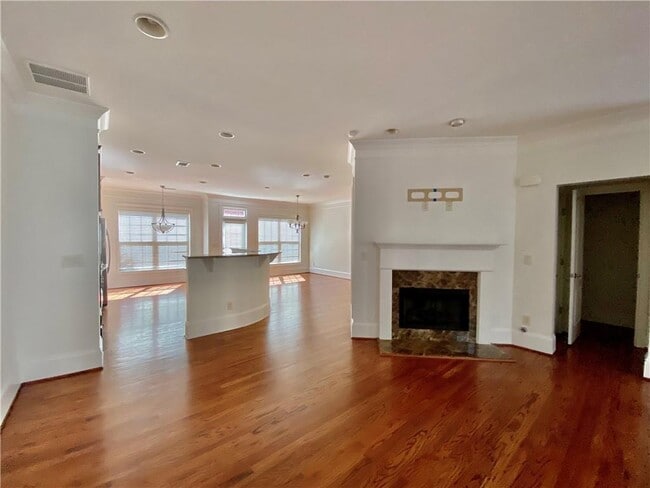 Building Photo - 2783 Durham Dr NE