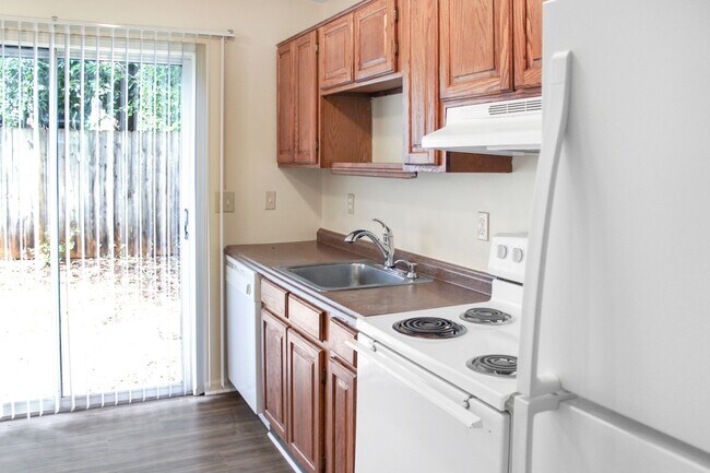 Building Photo - 2455 Whitney Ct