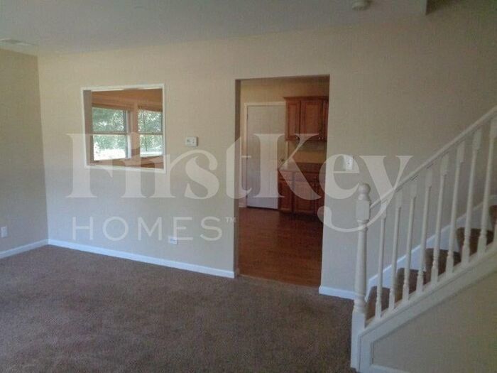 Building Photo - 12865 W Highland Ave