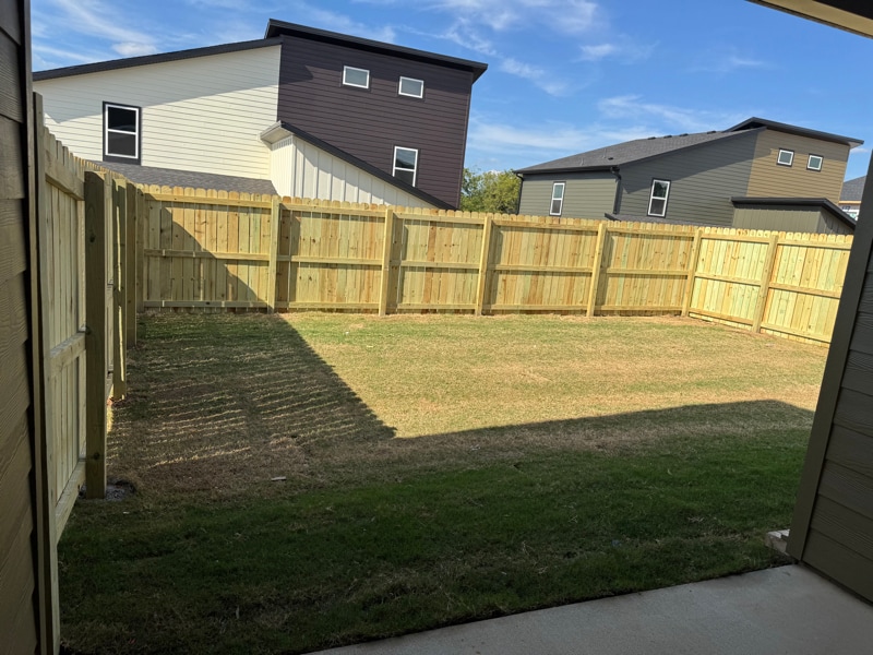 Building Photo - 1802 SW Poigai Wy