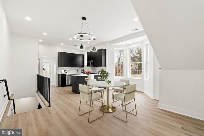 Building Photo - 5237 McKean Ave