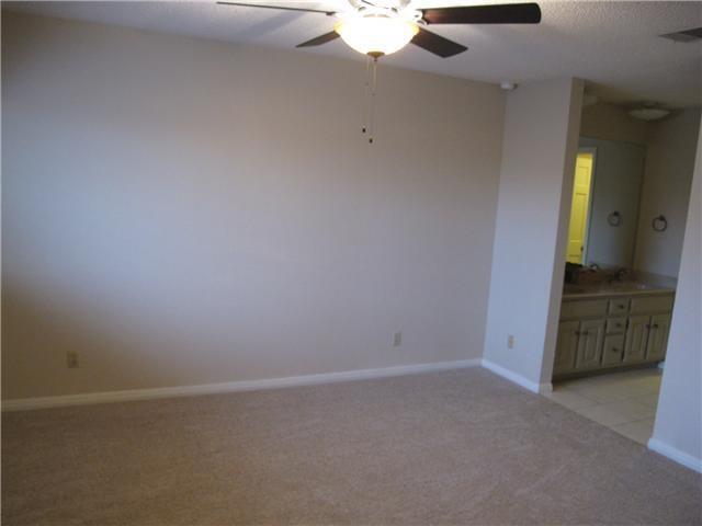 Building Photo - 3312 Foster Ln
