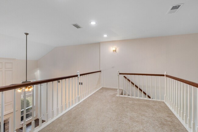Building Photo - 59 Fire Flicker Pl