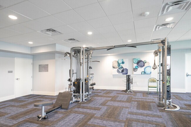 Building Photo - 14095 Royal Vista Dr