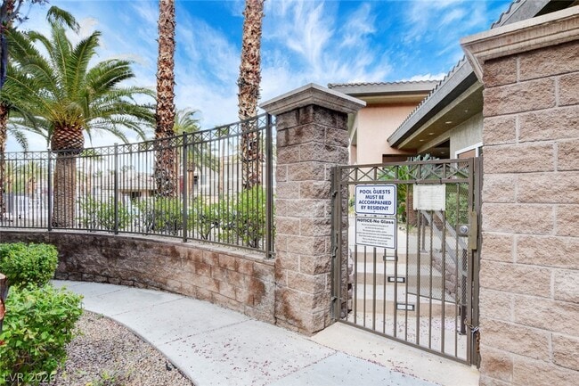Building Photo - 9050 W Warm Springs Rd