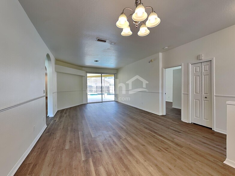 Building Photo - 9303 Heritage Oak Ct