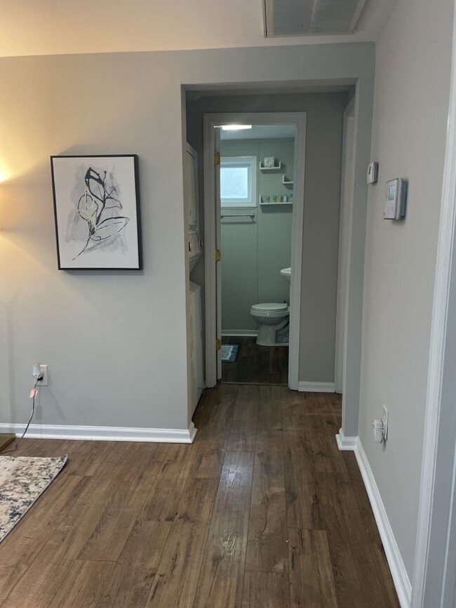 Building Photo - FULLY FURNISHED 408 Miles Road