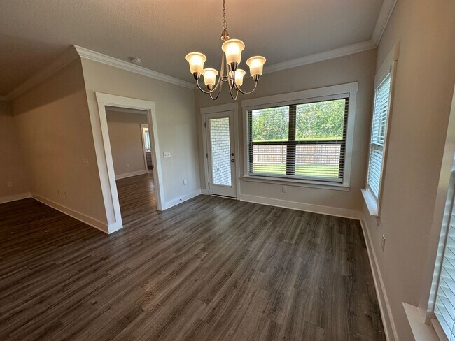 Building Photo - 4 Bedroom 3 Bath Craftsman Style Home off Beulah Rd!