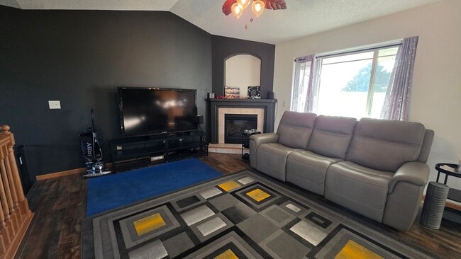 Building Photo - Furnished 2 Bedroom Home by I-94 & Hwy 83