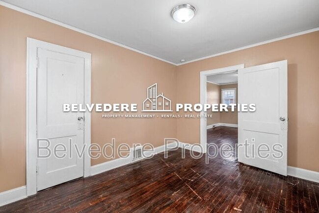 Building Photo - 437 24th St NW