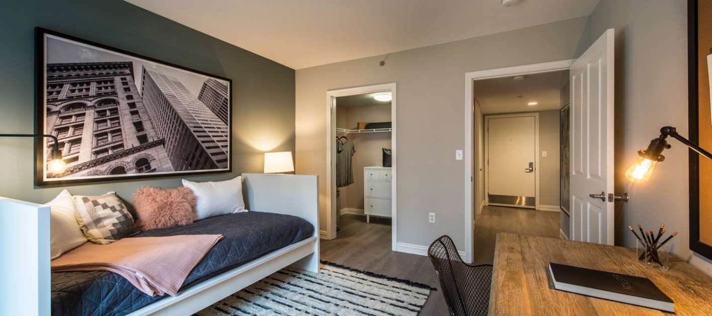 Building Photo - 30 Cambridge Park Dr. Unit 3131