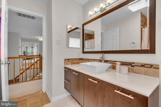 Building Photo - 1402 Bermuda Dunes Ct