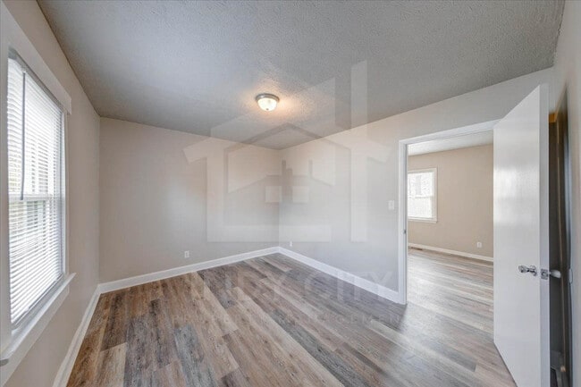 Building Photo - 1625 N Berwick Ave