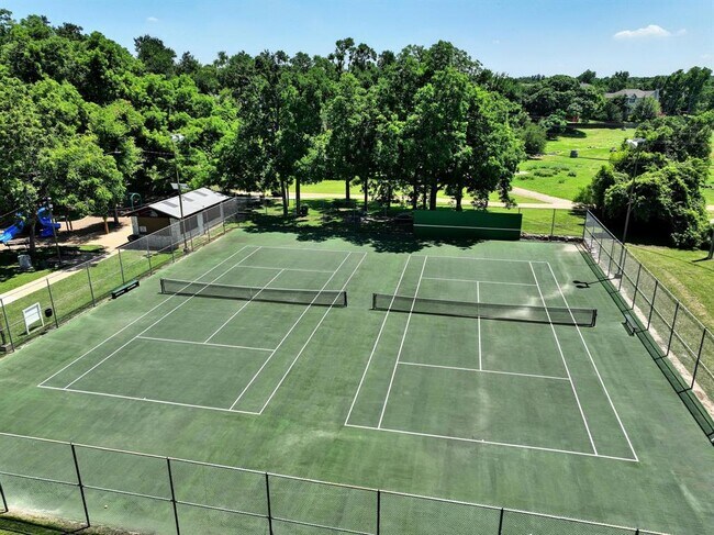 Building Photo - 3112 Freemont St