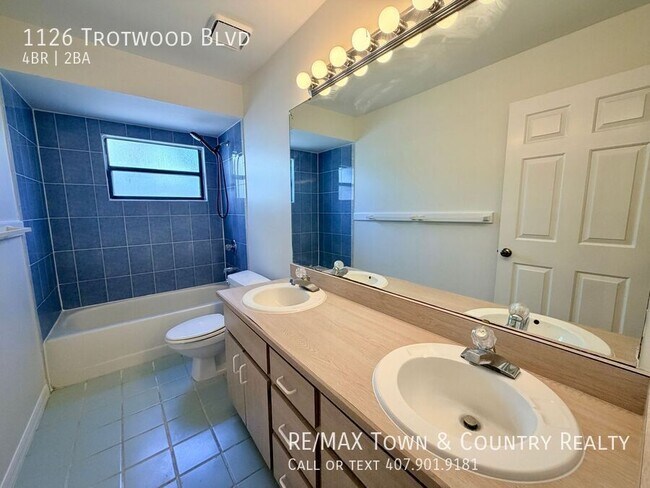 Building Photo - 1126 Trotwood Blvd