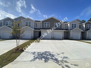 Building Photo - 1003 Skylark Rd