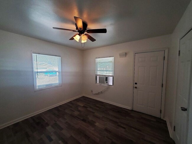 Building Photo - Annual Updated One Bedroom, One Bath Duplex Located in The Village of the Art