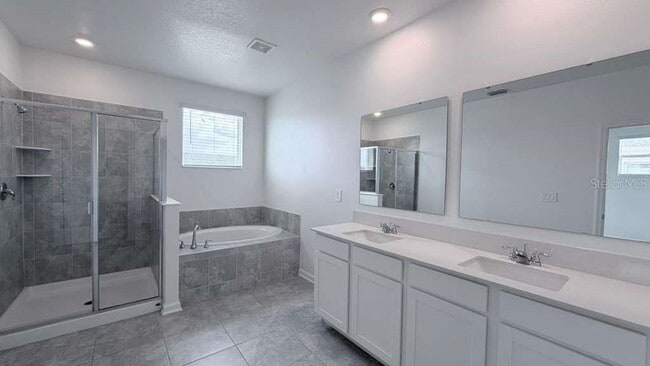 Building Photo - 207 Bogey Dr