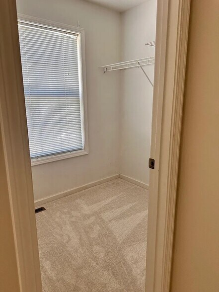 Building Photo - 1189 Lacy Ln