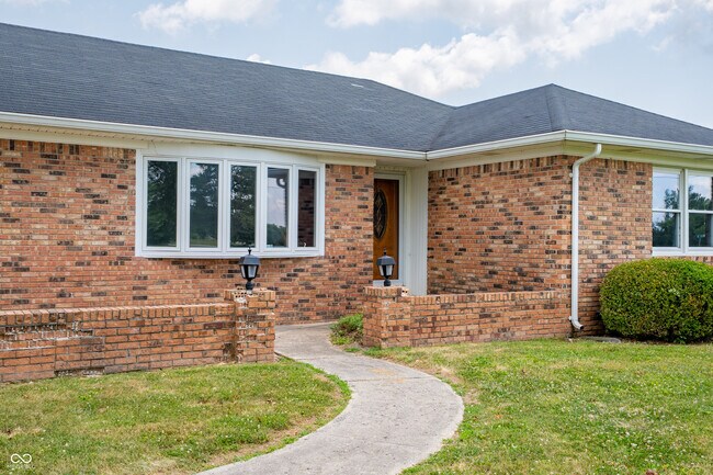 Building Photo - 1041 US-421