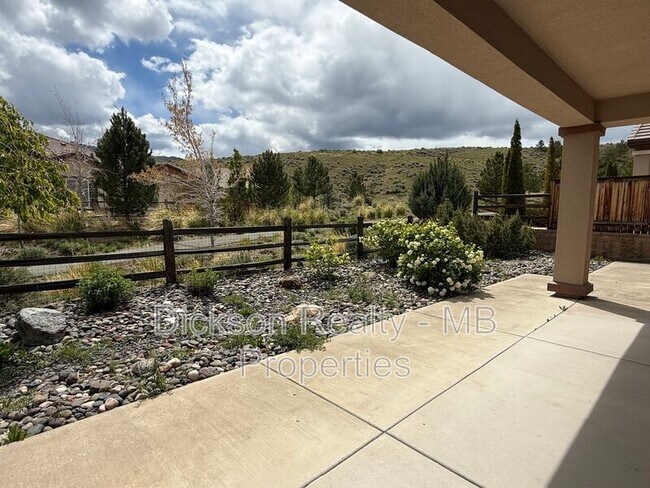 Building Photo - 1265 Walking Stick Way