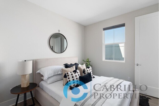 Building Photo - Brand New 4bd/2.5ba Home with Private Yard and Attached 2-Car Garage