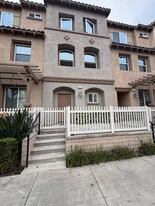 Building Photo - 335 N Fenimore Ave