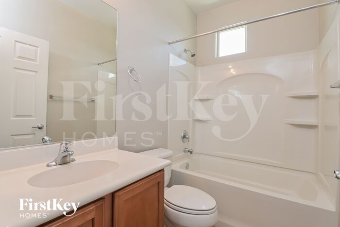 Building Photo - 10704 E Sanctuary Ridge Ln
