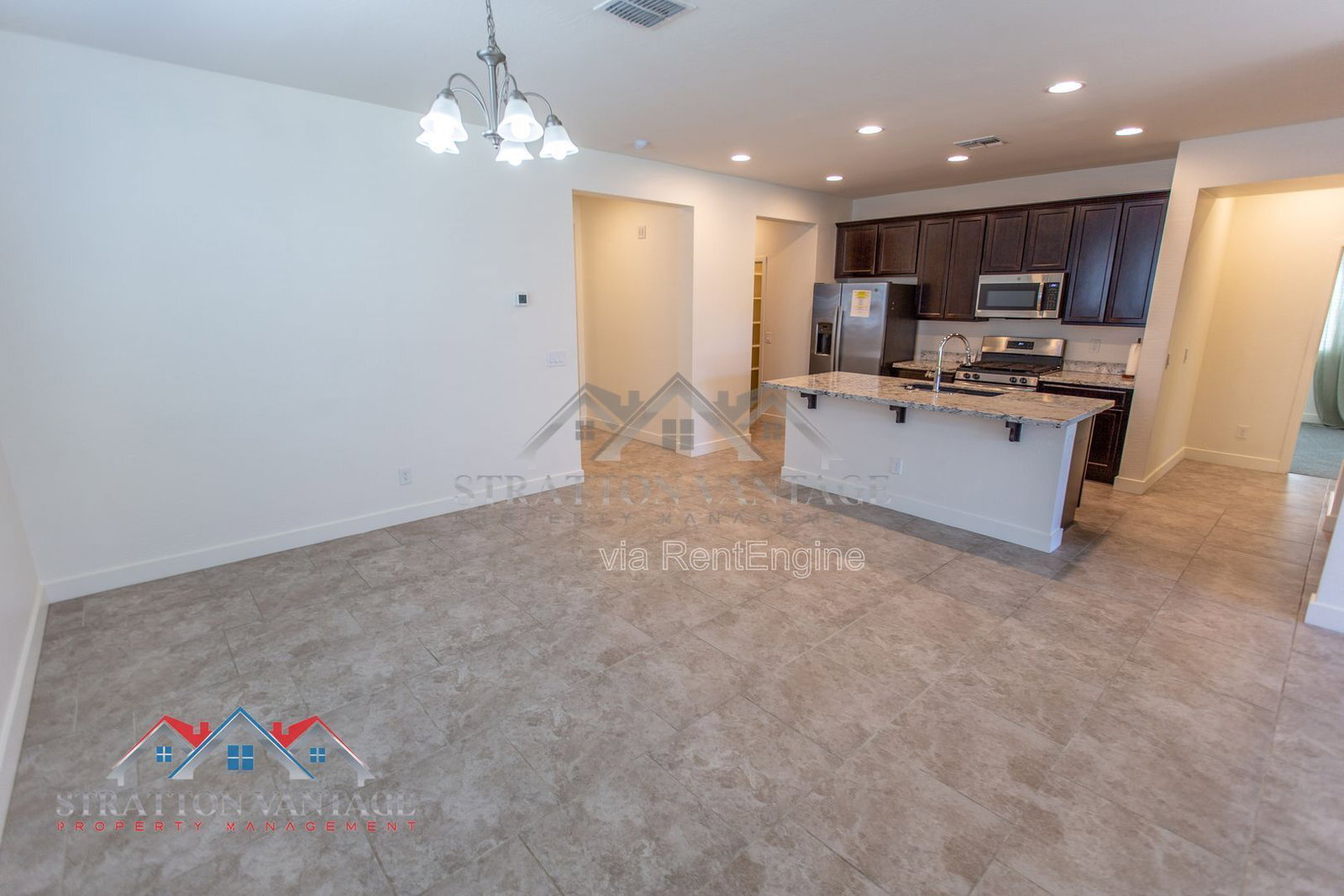 Building Photo - 16264 W Canterbury Dr