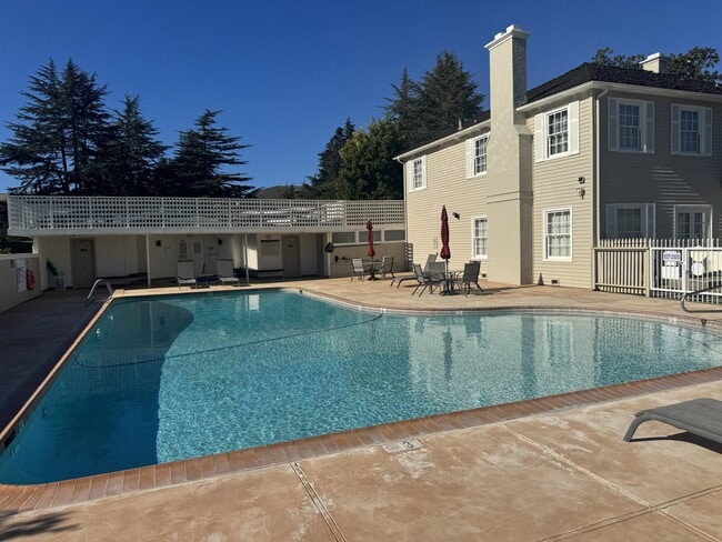 Building Photo - 23799 Monterey Salinas Hwy