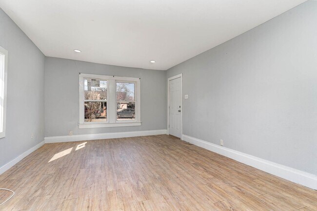 Building Photo - 1406 Galloway Ave