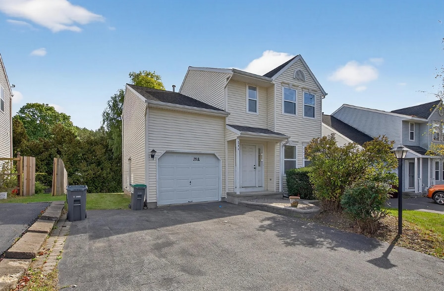 Building Photo - 29A Mapleridge Ave